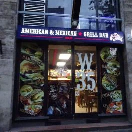 W35 Prémium Budapest - Külső kép