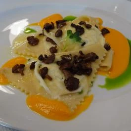 Walter Vendéglő Perbál - Étel/ital