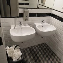 Wang Mester Mozium Budapest - Egyéb