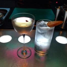 Warmup Bár Budapest - Étel/ital