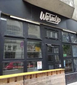 Warmup Bár