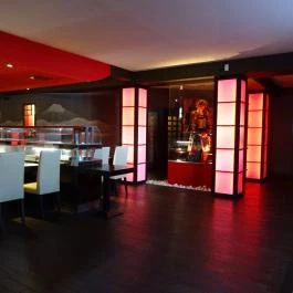 Wasabi Running Sushi & Wok Restaurant - Szépvölgyi út, Budapest - Belső