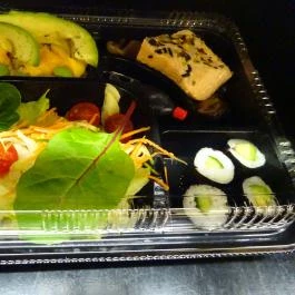 Wasabi Running Sushi & Wok Restaurant - MOM Park Budapest - Étel/ital