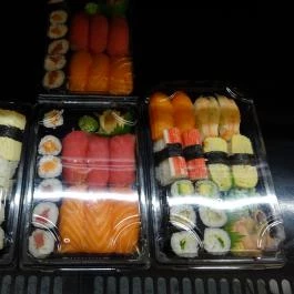 Wasabi Running Sushi & Wok Restaurant - MOM Park Budapest - Étel/ital