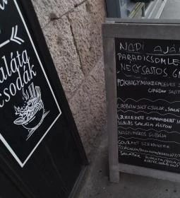 Wesselys Street Food and Coffee