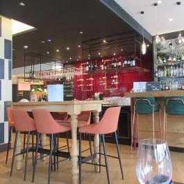 Winestone Budapest Korona Budapest - Belső