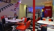 WOW American Retro Diner Budapest - Külső kép