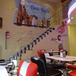 WOW American Retro Diner Budapest - Belső