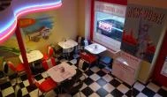 WOW American Retro Diner Budapest - Belső