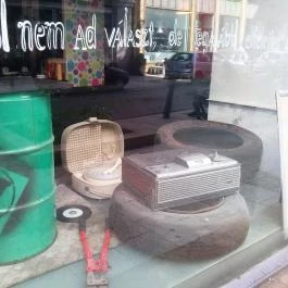 Wreck Pub, Budapest - Belső