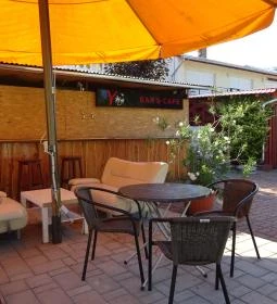 Y Cocktail Bar & Club