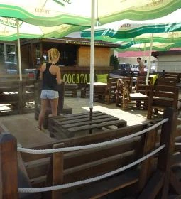 Y Cocktail Bar & Club