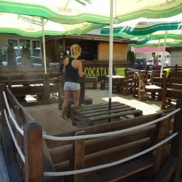 Y Cocktail Bar & Club Balatonlelle - Külső kép