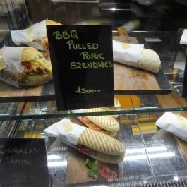 Yellow Bistro & Bar - Danubius Hotel Helia Budapest - Étel/ital