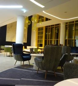 Yellow Bistro & Bar - Danubius Hotel Helia