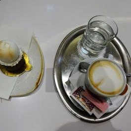 Yellow Bistro & Bar - Danubius Hotel Helia Budapest - Étel/ital