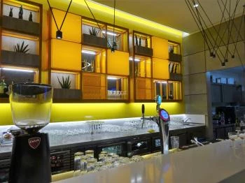Yellow Bistro & Bar - Danubius Hotel Helia Budapest