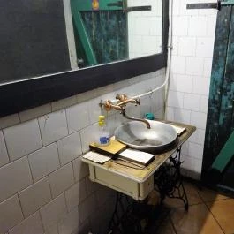 Yellow Zebra Budapest - Mosdó