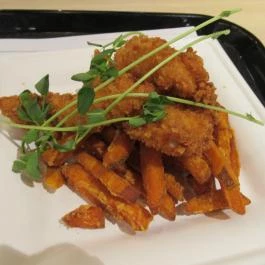 Yolo Food Bistro - Árkád Budapest - Étel/ital