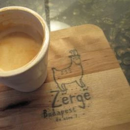Zërgë Coffeeshop Budapest - Étel/ital