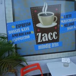 Zacc Cafe Budapest - Belső