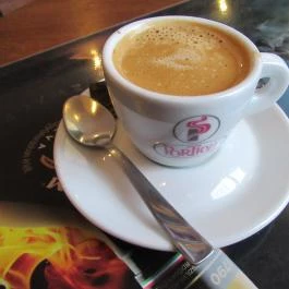 Zacc Café & Bar Budapest - Étel/ital