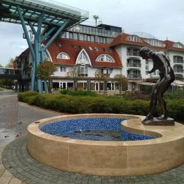 Zalakarosi Vízbelépő lány szobra, Zalakaros - Egyéb