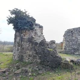Kerekszenttamási templomrom , Zámoly - Külső kép