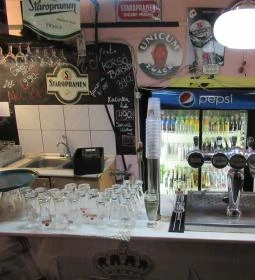 Zápor József Kocsmája