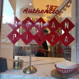 ZAZO PIZZÉRIA Budapest - Belső