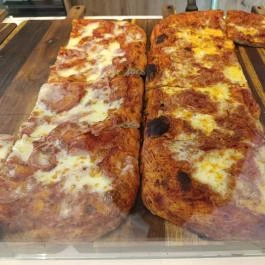 ZAZO PIZZÉRIA Budapest - Étel/ital