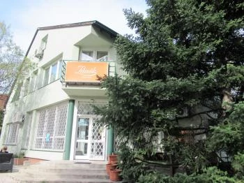 Zelenák Sütiház - Gitár utca Budapest