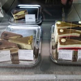 Zelenák Sütiház - Gitár utca Budapest - Egyéb