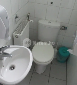 Zelenák Sütiház - Gitár utca