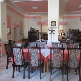 Zempléni Casinó Étterem & Pizzéria Sátoraljaújhely - Belső