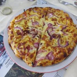 Zempléni Casinó Étterem & Pizzéria Sátoraljaújhely - Étel/ital