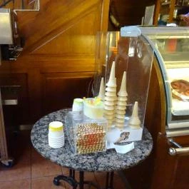 Zila Kávéház, Étterem & Cukrászda Budapest - Belső