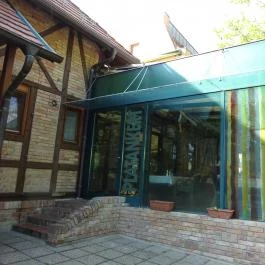 Zila Kávéház, Étterem & Cukrászda Budapest - Külső kép