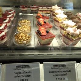Zila Kávéház, Étterem & Cukrászda Budapest - Étel/ital