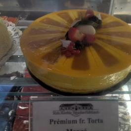 Zila Kávéház, Étterem & Cukrászda Budapest - Étel/ital