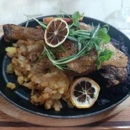 Zila Vendéglő Budapest - Étel/ital