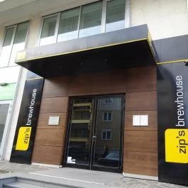 Zip’s Brewhouse Miskolc - Külső kép