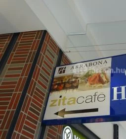 Zita Café & Terrace (Hilton Budapest City)