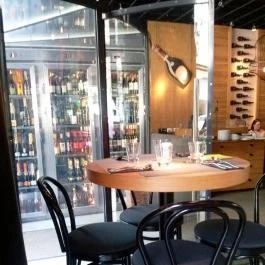 Zizi Bubbles & Tapas, Budapest - Belső