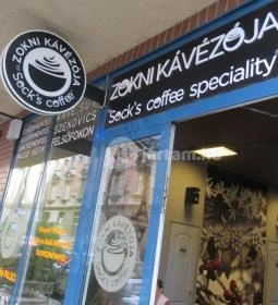 Zokni Kávézója