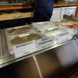 Zöld Pagony Budapest - Étel/ital