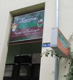 Zöldházak Fagyizó és Cukrászda