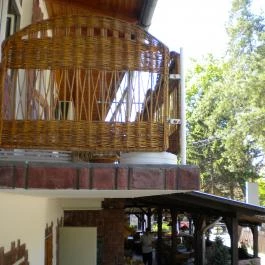 Zöldlugas Panzió és Étterem Balatonlelle - Külső kép