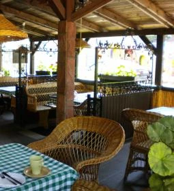 Zöldlugas Panzió és Étterem