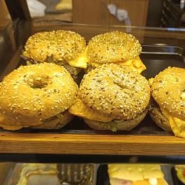 Zoli's Café Bakery Budapest - Étel/ital